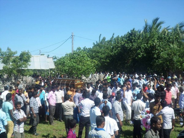 தமிழினியின்-இறுதி-நிகழ்வு2-600x450 - Copy - Copy