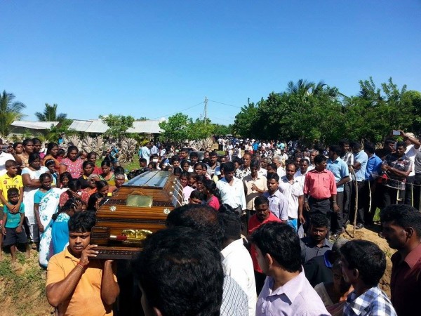 தமிழினியின்-இறுதி-நிகழ்வு5-600x450