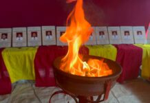 இன்று 20 ஆம் ஆண்டில் செஞ்சோலை வளாகத்தில் உயிரிழந்த உறவுகளுக்கு உணர்வுபூர்வமாக அஞ்சலி!